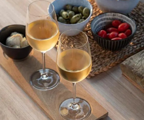 Maison Colette Bed & Breakfast 4*
